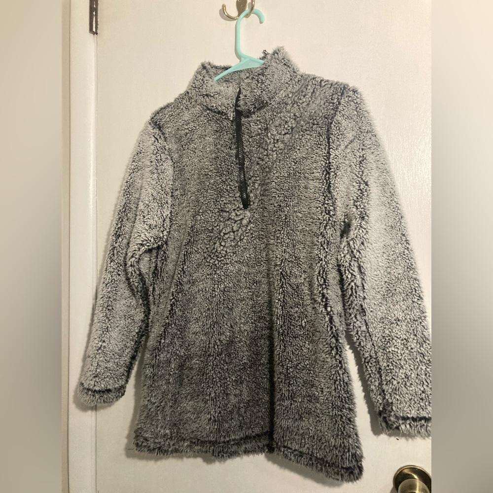 Stillwater supply company Sherpa quarter zip